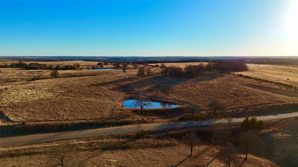 12 Wilshire DR, Mcloud, OK 74851