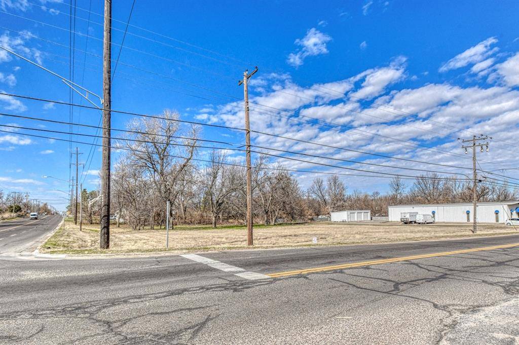 1107 N Post RD, Oklahoma City, OK 73130