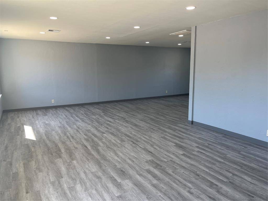 4409 N Meridian AVE, Oklahoma City, OK 73112