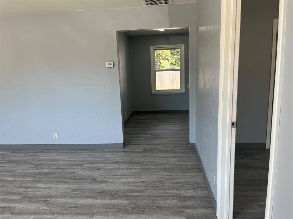 4409 N Meridian AVE, Oklahoma City, OK 73112