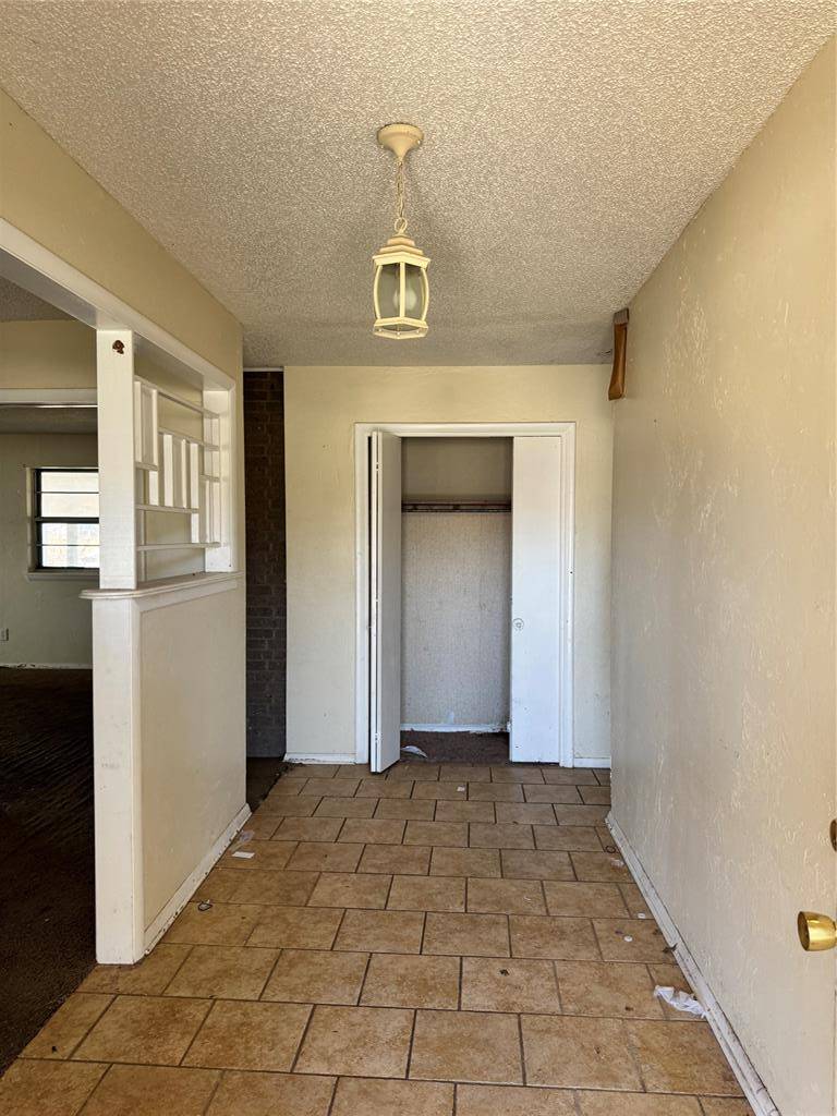 6416 N Nicklas AVE, Oklahoma City, OK 73132