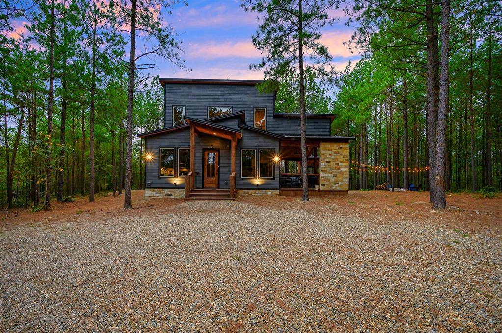 28 Hobie Cat LN, Broken Bow, OK 74728