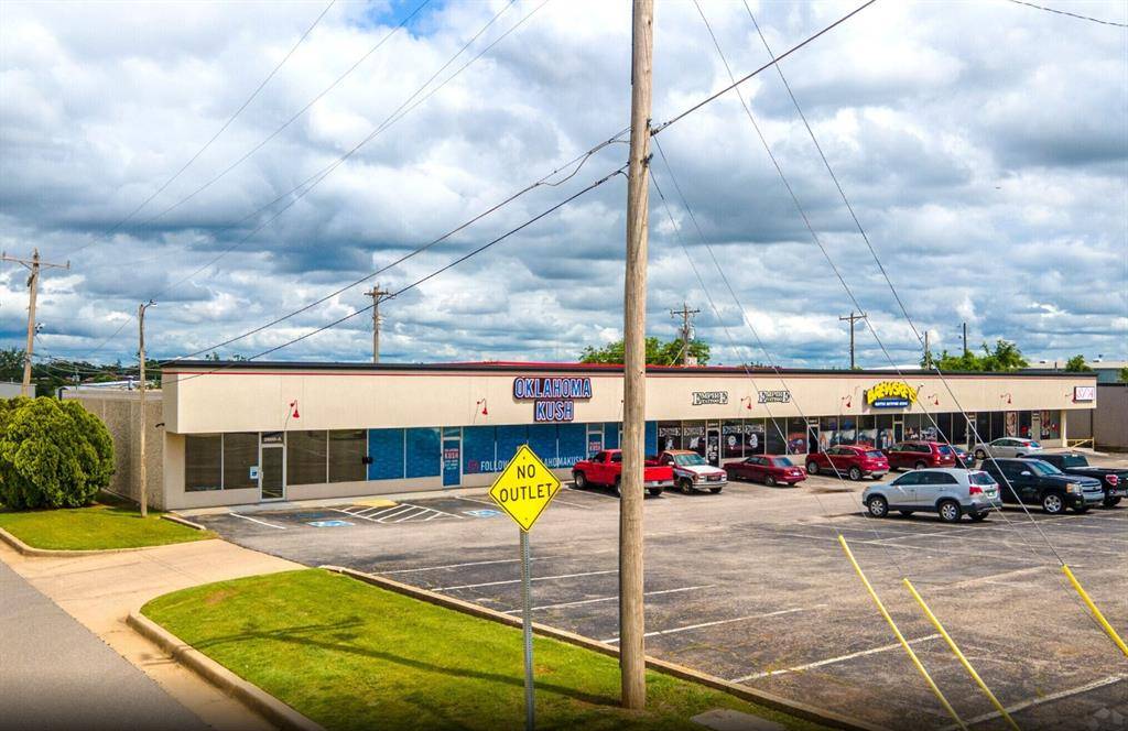 4400 SW 25th ST, Oklahoma City, OK 73108