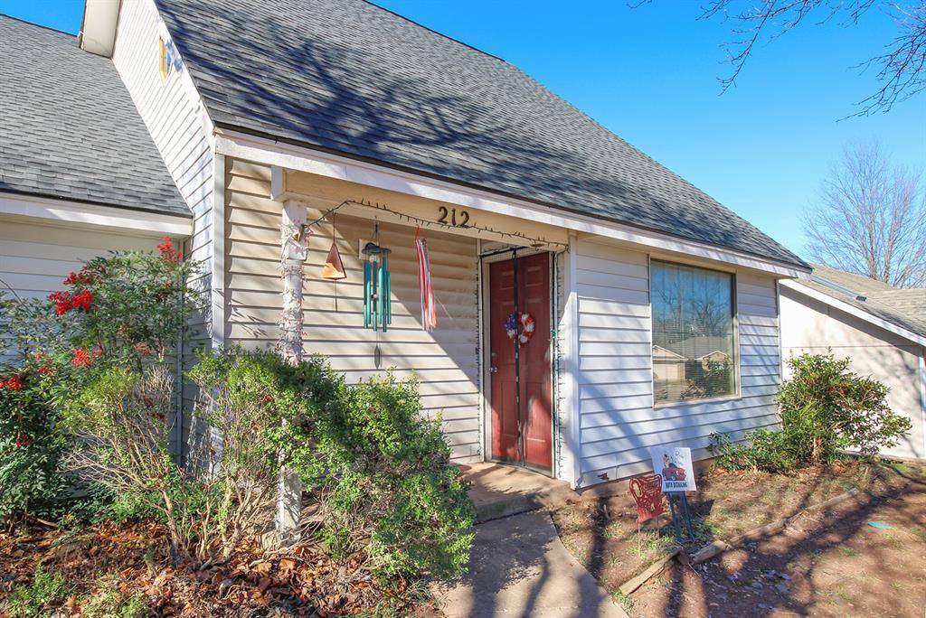 212 S Mockingbird LN, Stillwater, OK 74074