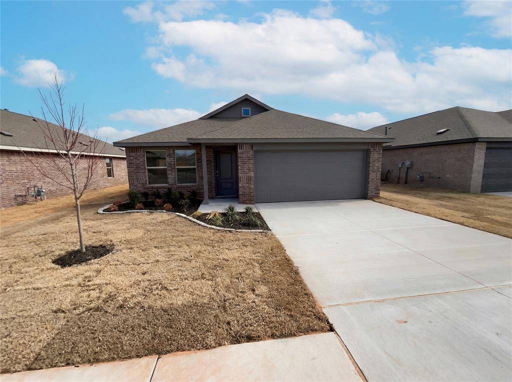 3720 Los Cabos DR, Mustang, OK 73064