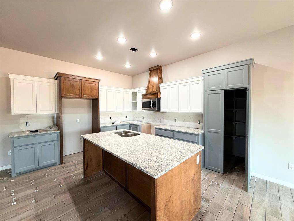 2204 Winter Ridge RD, Blanchard, OK 73010
