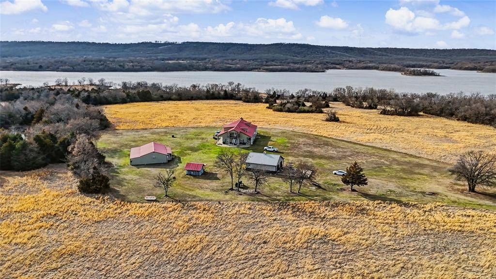 15875 New Lake RD, Henryetta, OK 74437