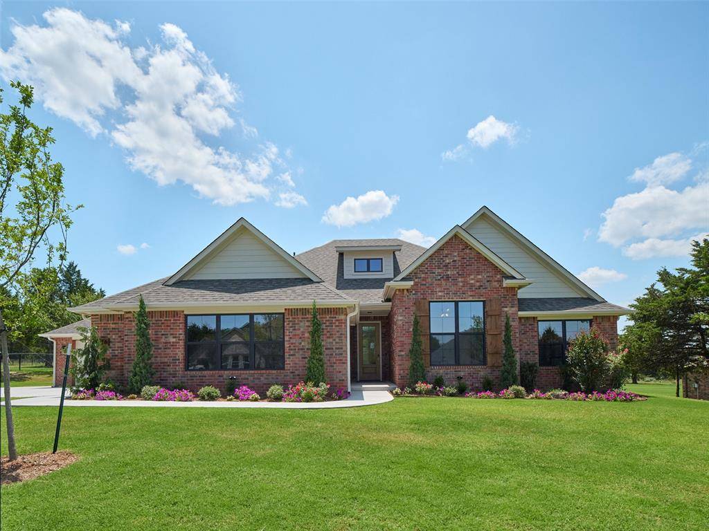 9216 SW 92nd ST, Mustang, OK 73064