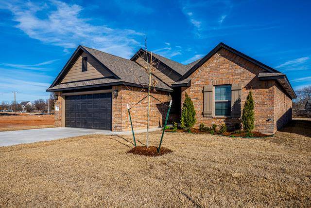 1912 Long Cove AVE, Yukon, OK 73099