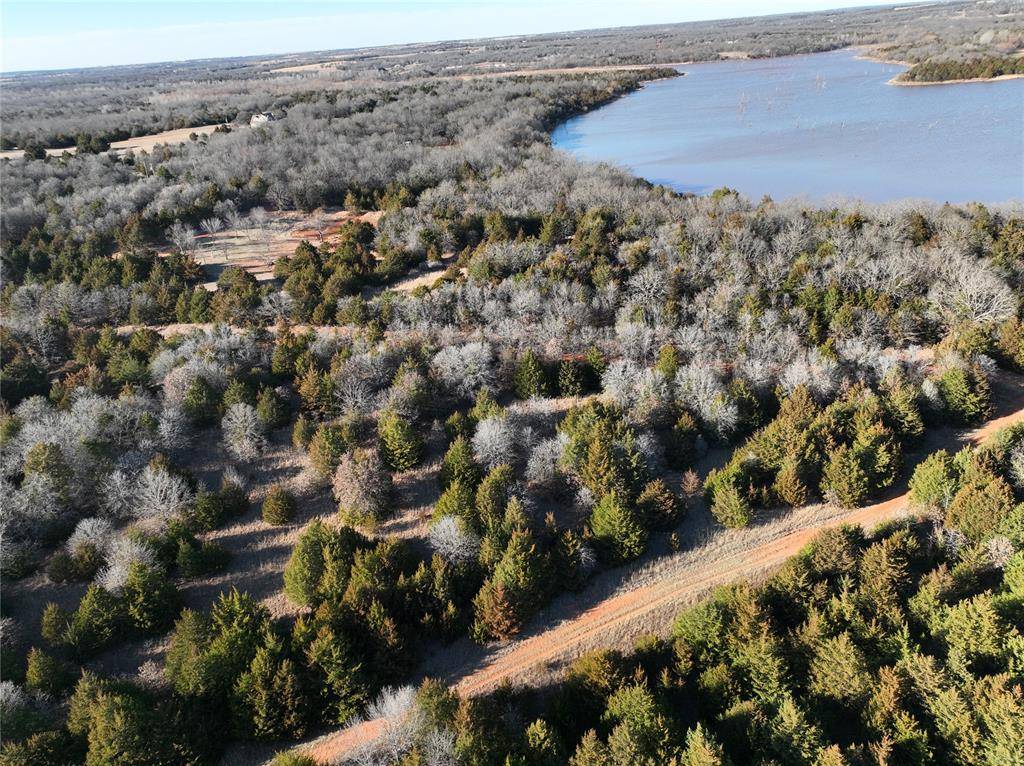 880 RD, Chandler, OK 74834