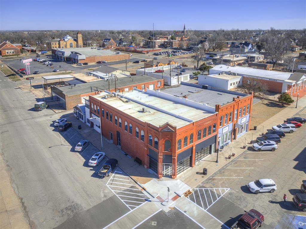 204 E Oklahoma, Guthrie, OK 73044