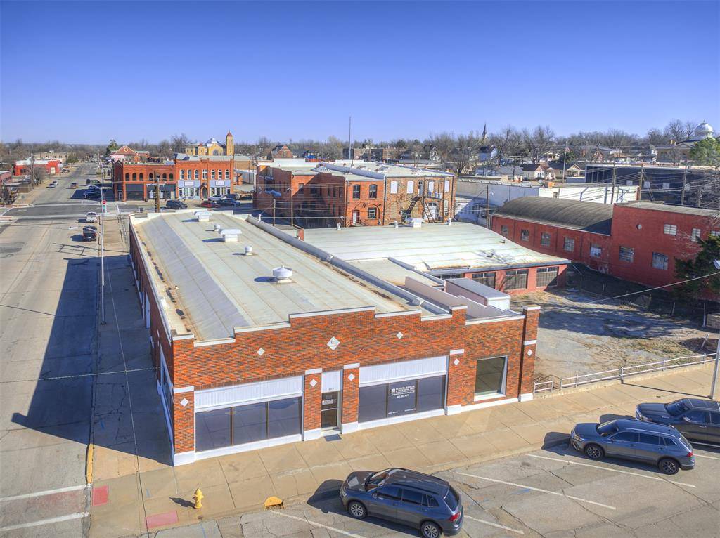 202 E Harrison AVE, Guthrie, OK 73044