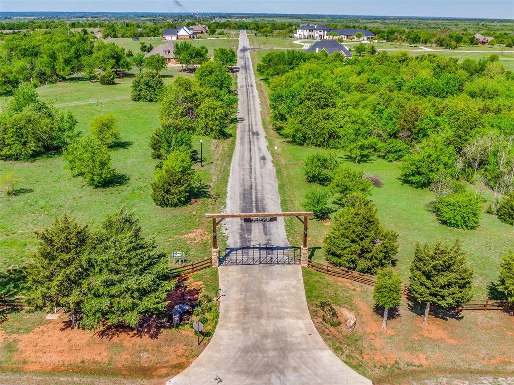 2450 Estates DR, Goldsby, OK 73093