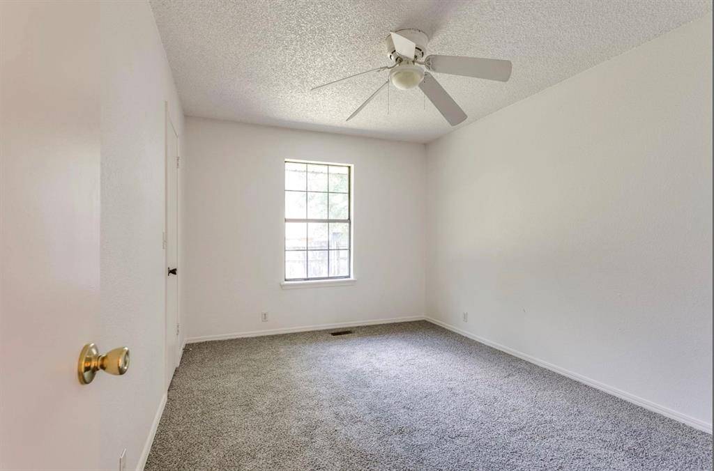 2713 S Summerfield DR, Edmond, OK 73012