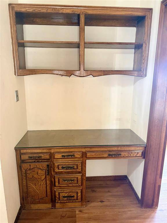 205 Randolph RD, Clinton, OK 73601