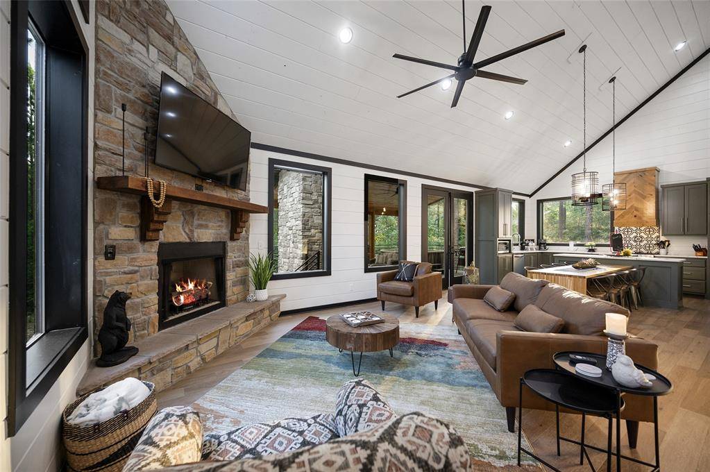116 Hickory Ridge RD, Broken Bow, OK 74728