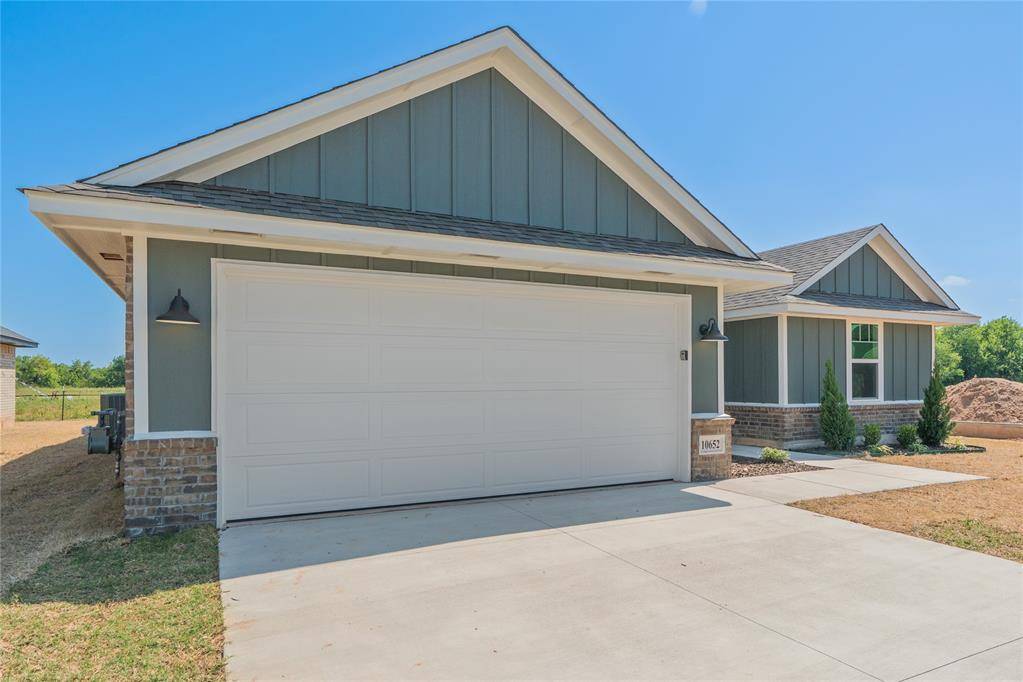 10652 SW 18th ST, Yukon, OK 73099