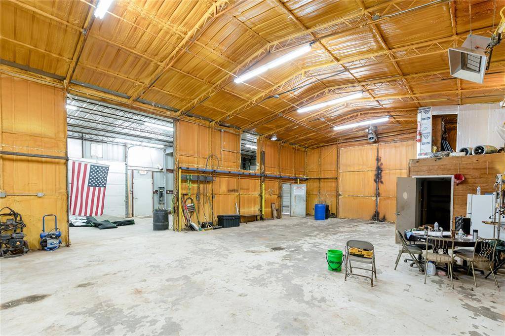 4117 W 7th ST, Elk City, OK 73644