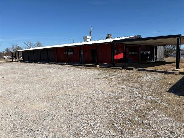 1704 E Highway 70 HWY, Kingston, OK 73439