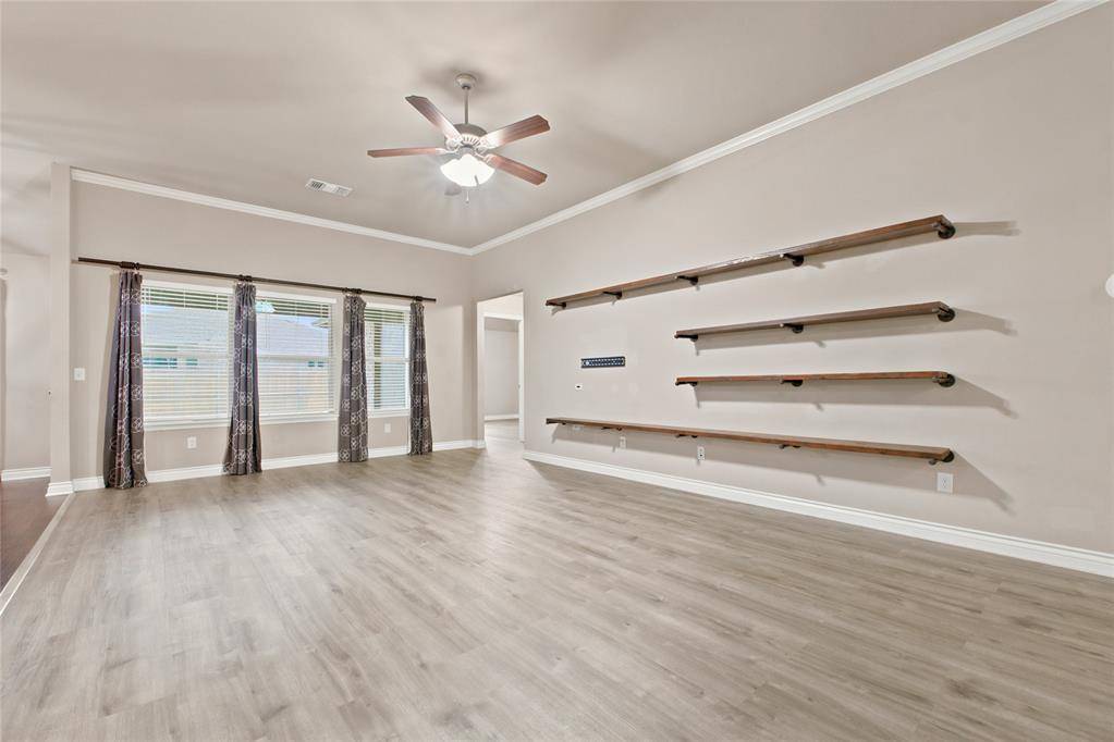 10408 NW 35th ST, Yukon, OK 73099