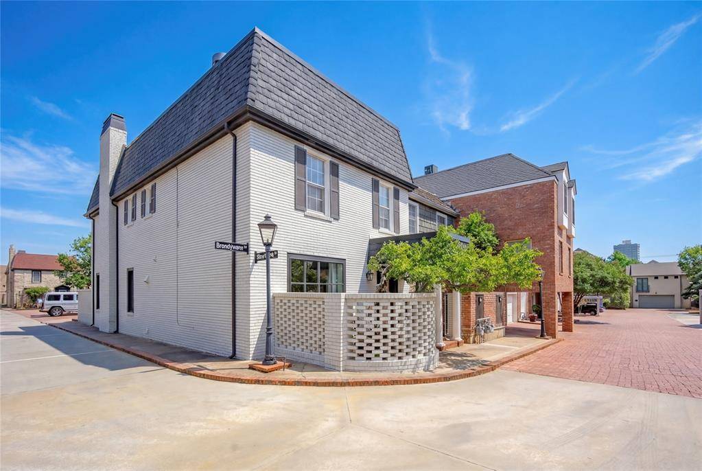 6456 Brandywine LN, Oklahoma City, OK 73116