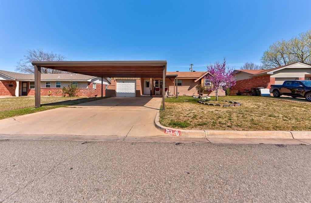 753 SW 1st ST, Moore, OK 73160