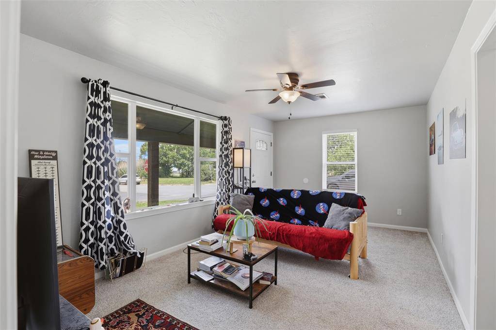 910 Stansell DR, Midwest City, OK 73110