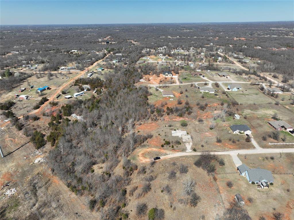 17147 Cottonwood CT, Newalla, OK 74857