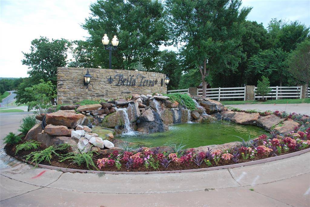 1970 Segovia CIR, Edmond, OK 73034