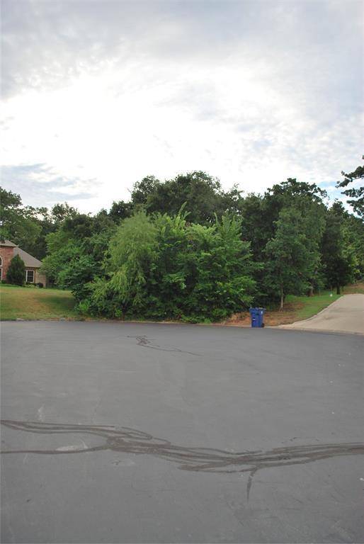 1970 Segovia CIR, Edmond, OK 73034