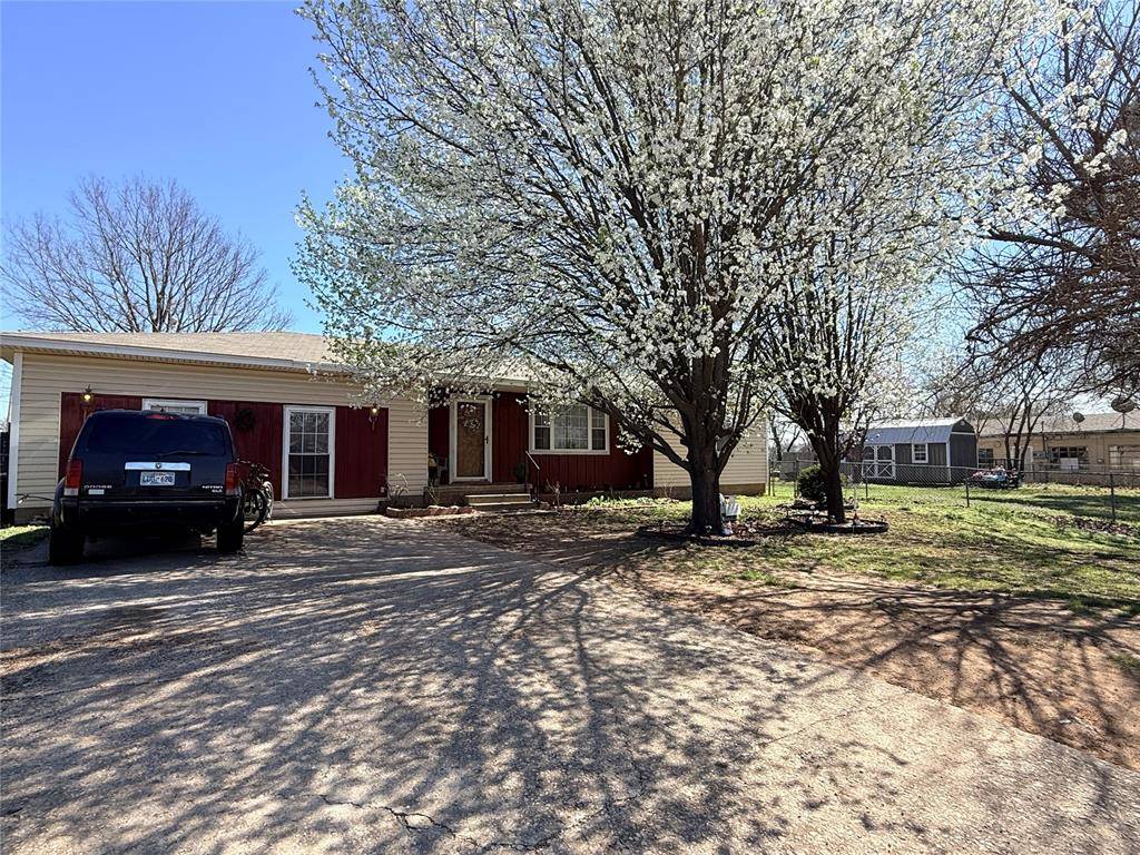 309 N Dawson ST, Meeker, OK 74855
