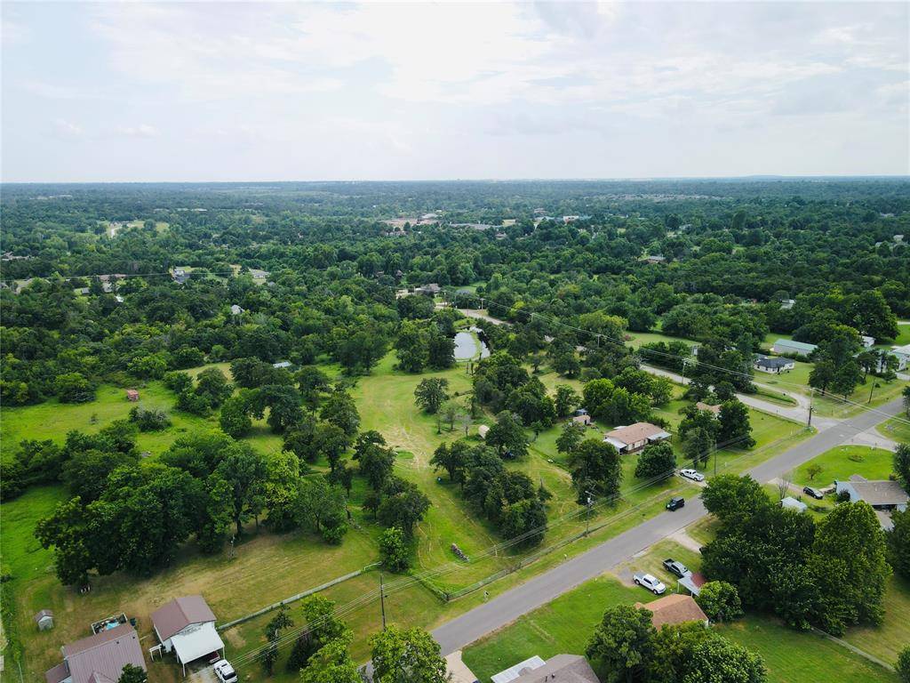 11708 E DRAPER AVE, Choctaw, OK 73020