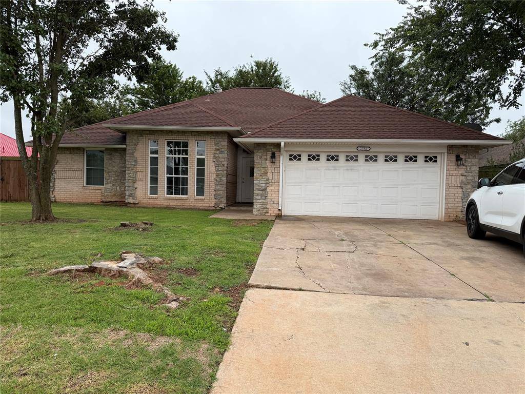 2732 SE 90Th ST, Moore, OK 73160