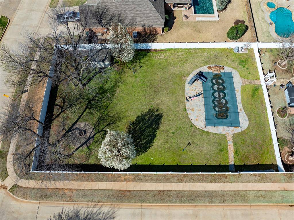 421 War Eagle LN, Yukon, OK 73099