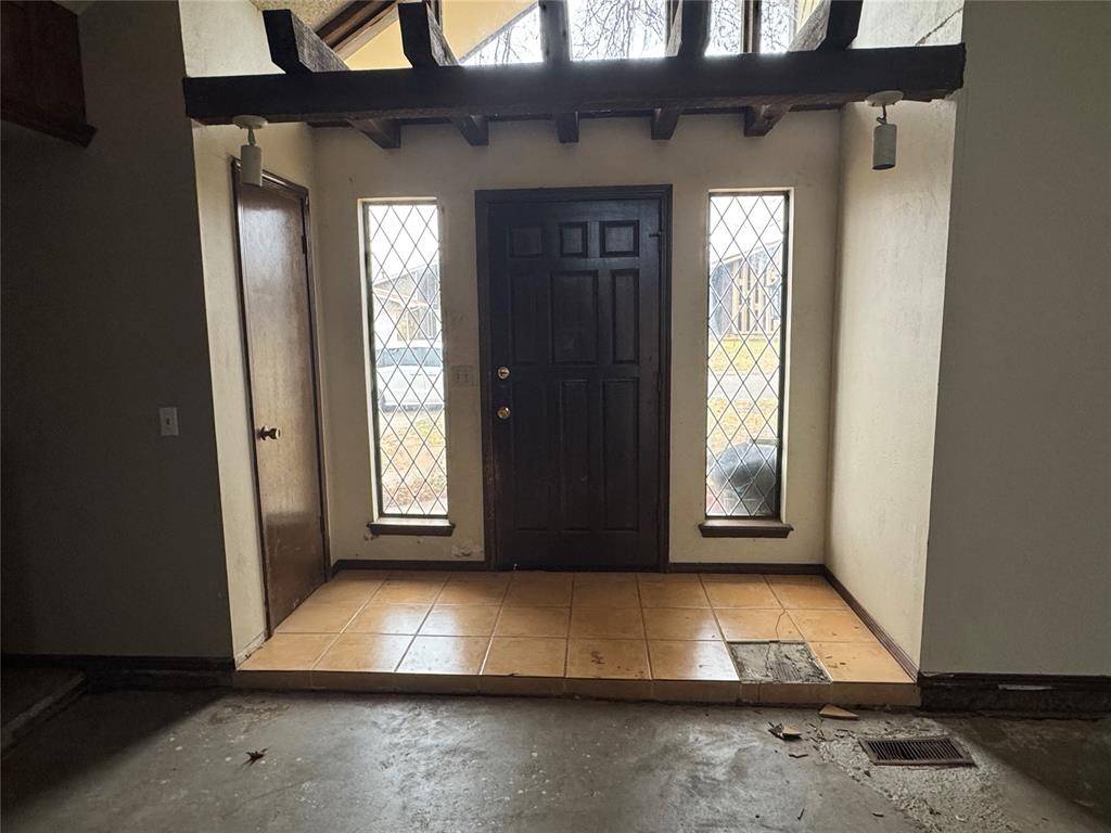 8905 N Davis AVE, Oklahoma City, OK 73132