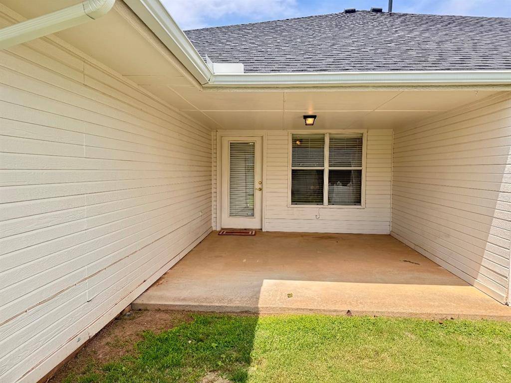 2201 NW 155th ST, Edmond, OK 73013