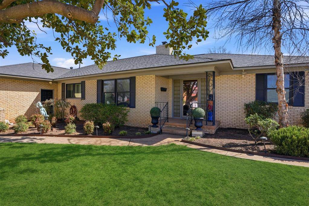 1516 N Hudson ST, Altus, OK 73521