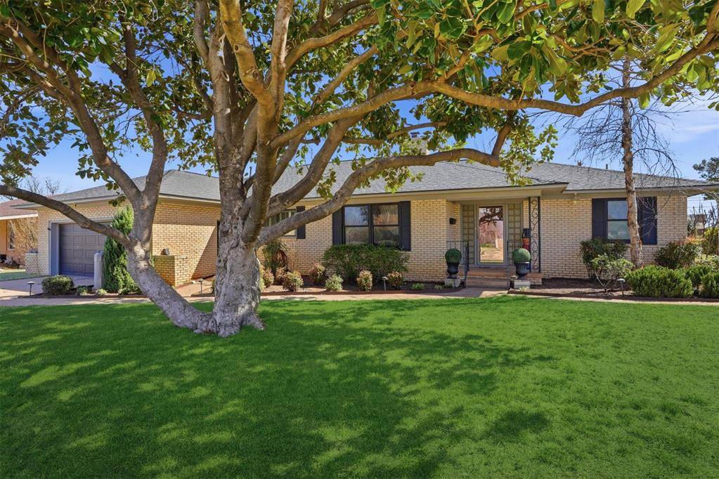 1516 N Hudson ST, Altus, OK 73521