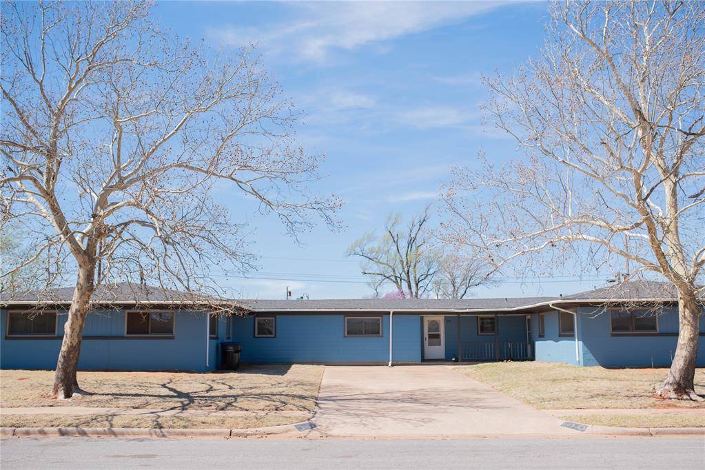 305 Seminole TRL, Burns Flat, OK 73624