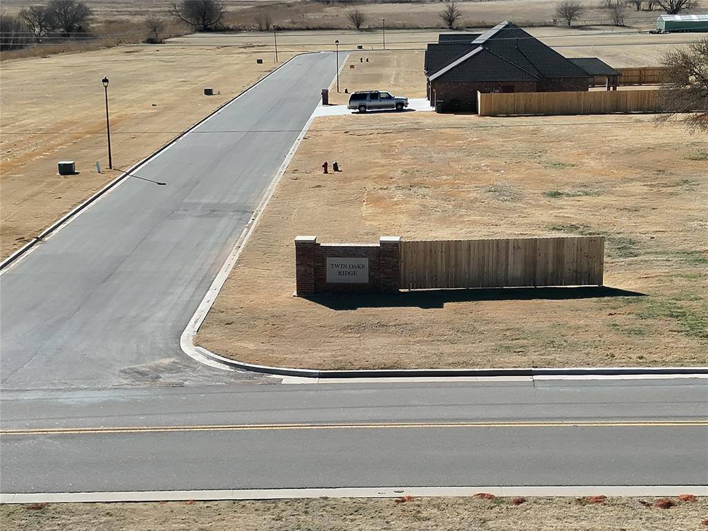 2 Flintlock TRL, Clinton, OK 73601