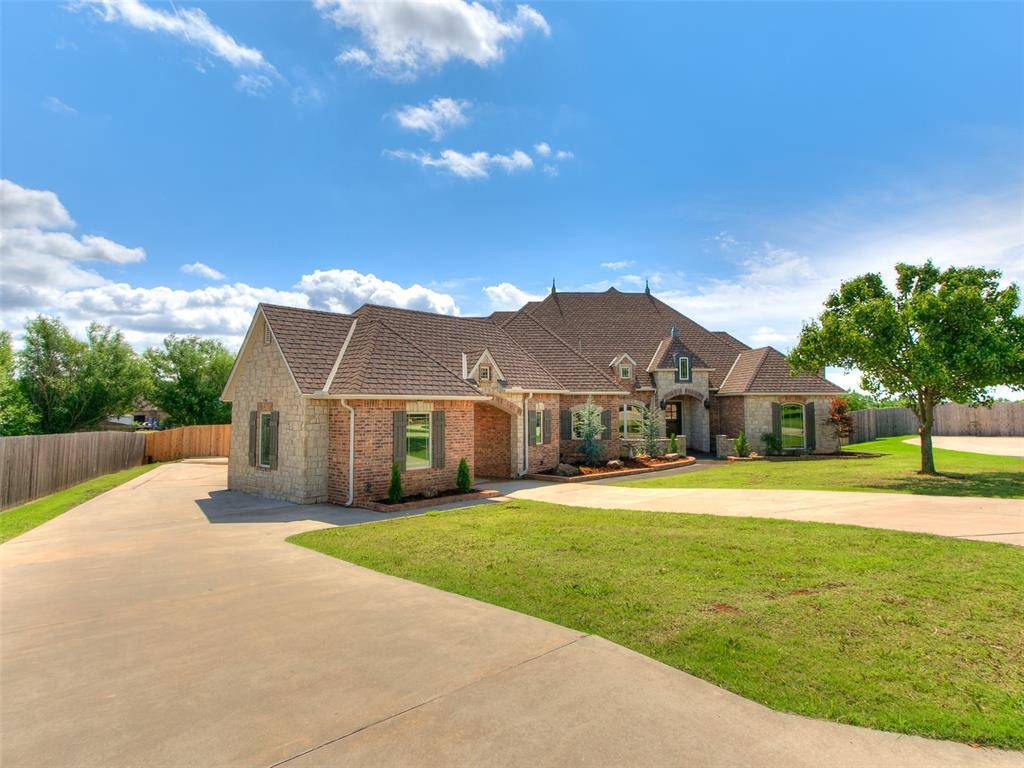 4208 Olde Copper CRK, Moore, OK 73160