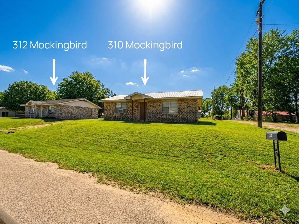 310 E Mockingbird LN, Valliant, OK 74764