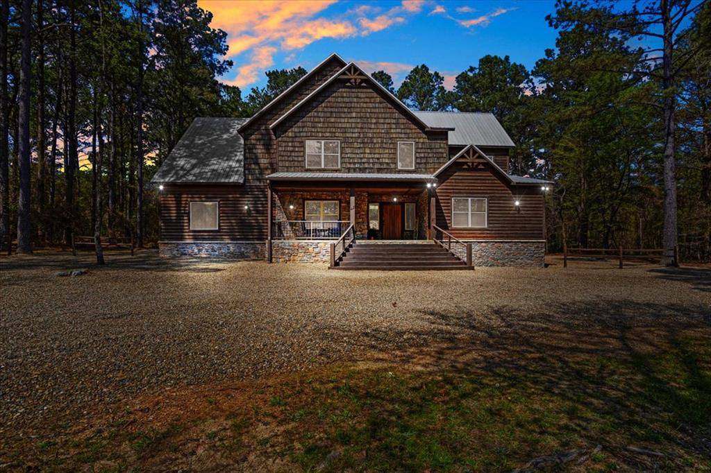 179 Timber Hills LN, Broken Bow, OK 74728