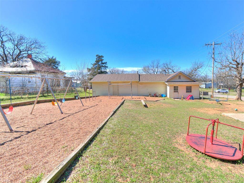 602 Dogwood AVE, Wellston, OK 74881