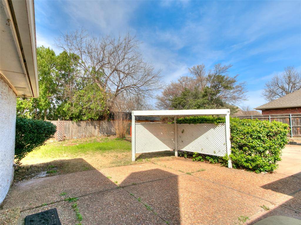 11217 Twisted Oak RD, Oklahoma City, OK 73120