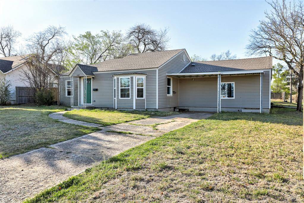 1427 W Chickasha AVE, Chickasha, OK 73018
