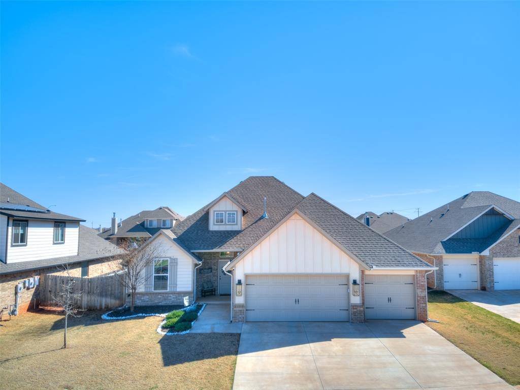 10104 NW 138th CIR, Yukon, OK 73099