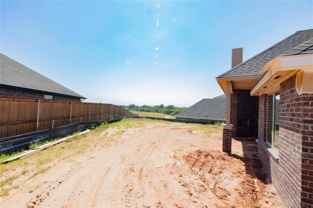 8132 Mountain Oak DR, Edmond, OK 73034