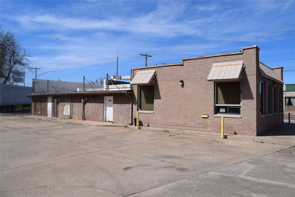 11524 NE 23rd ST, Nicoma Park, OK 73020