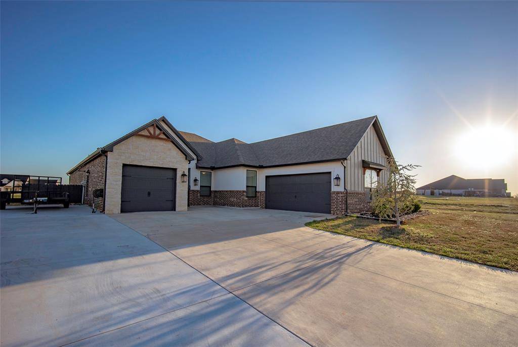 2261 Jackson LN, Blanchard, OK 73010